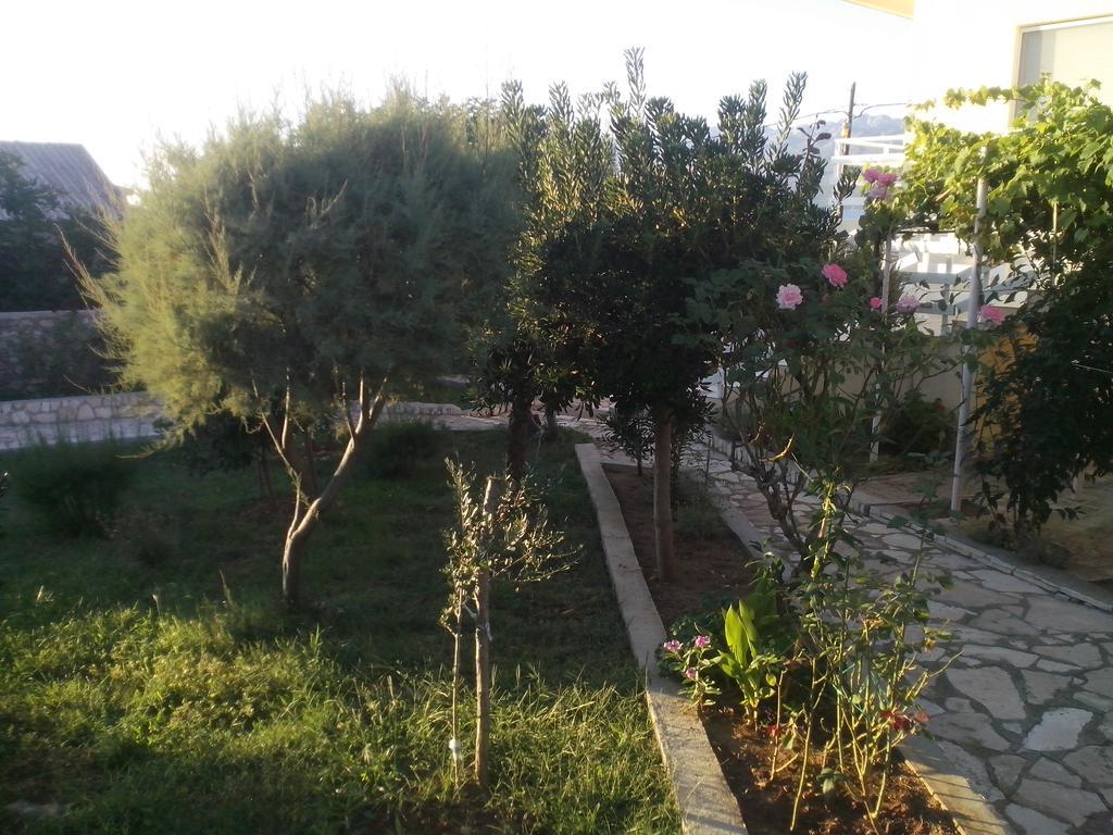 Kuca Za Odmor Laura Ražanac Exterior foto