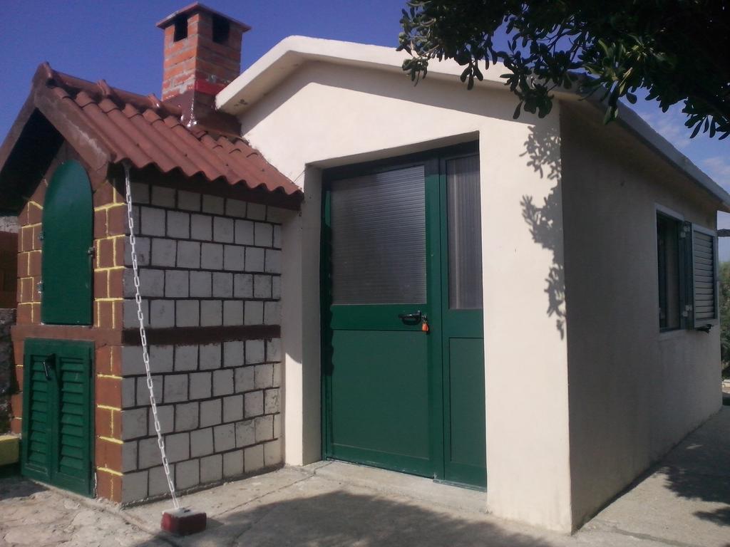 Kuca Za Odmor Laura Ražanac Exterior foto