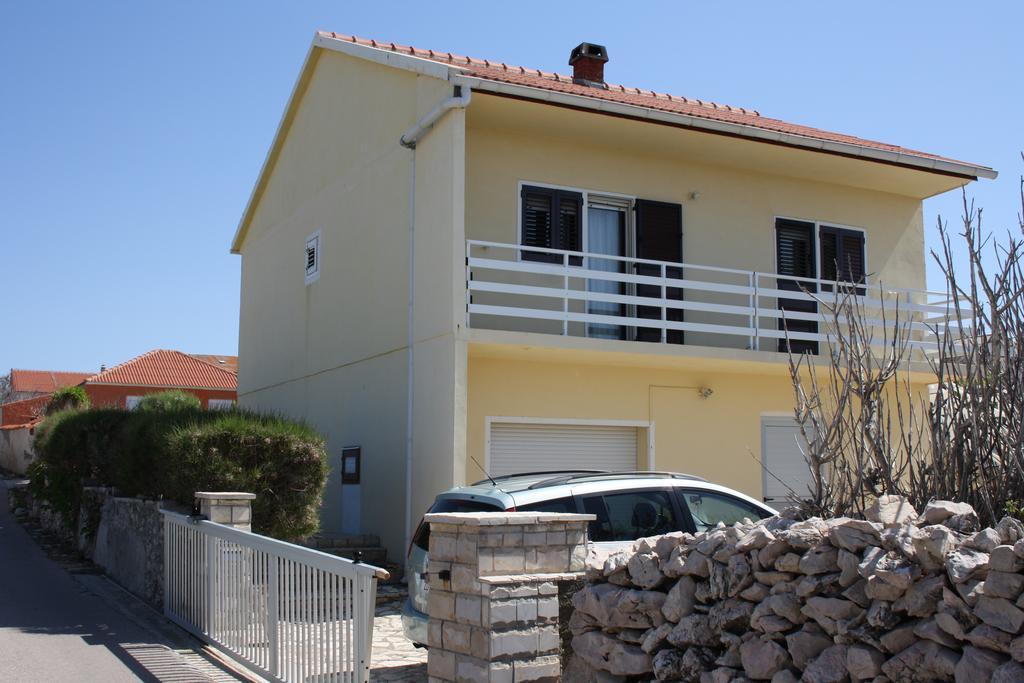 Kuca Za Odmor Laura Ražanac Exterior foto